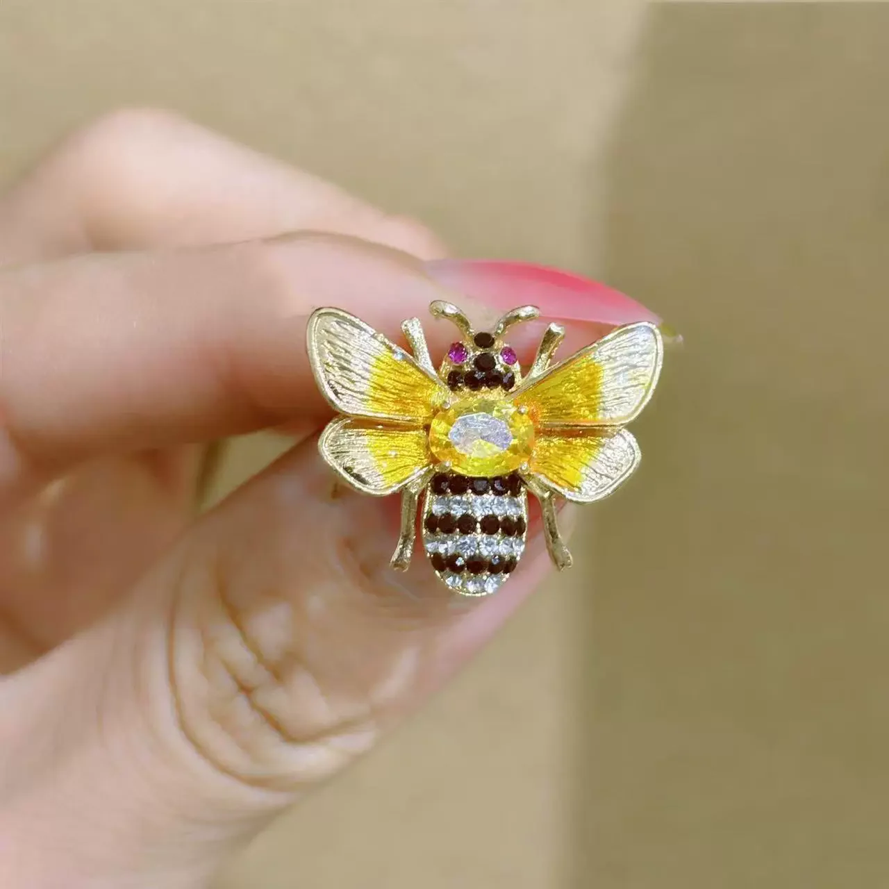 1Pc Trendy Little Bee Brooch f - Men'S Accessories Trends 2025 reseña y precio