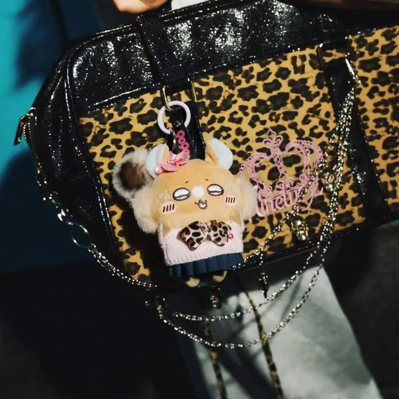 jiyi Usagi Momonga Plush Keych - Men Keychain Accessories reseña y precio