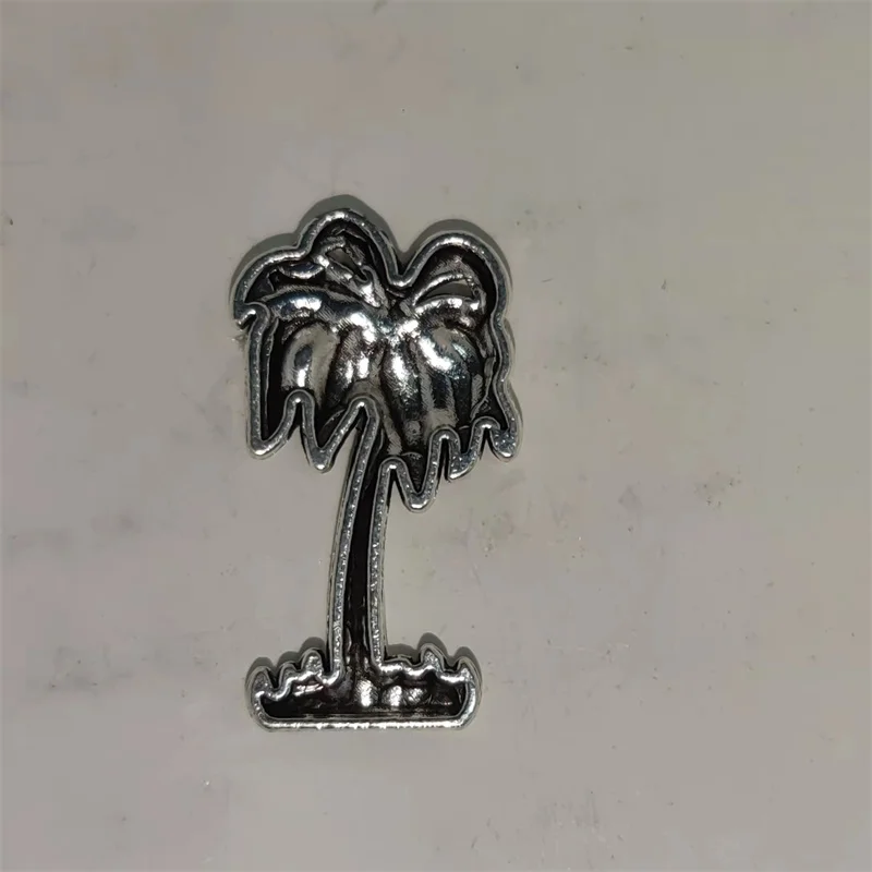 Creative Silver Coconut Tree D - Men Accessories In Silver reseña y precio
