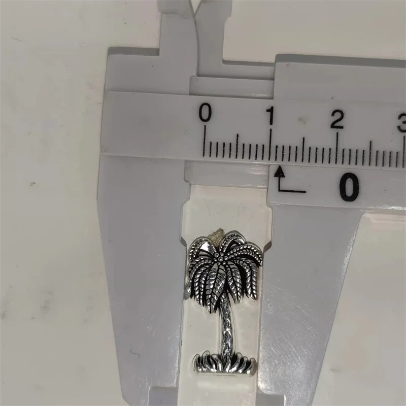 Creative Silver Coconut Tree D - Men Accessories In Silver reseña y precio