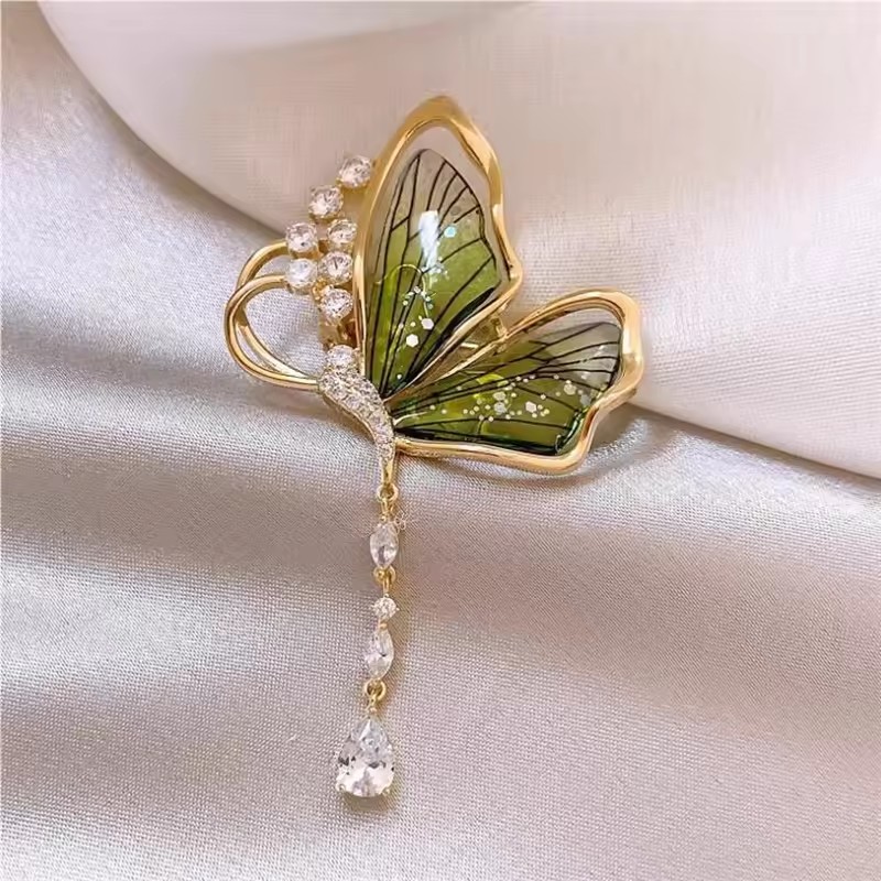 Delicate Butterfly Brooch for  - Men'S Accessories Trends 2025 reseña y precio
